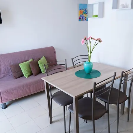 Casa Dell'abate بيت للعطل